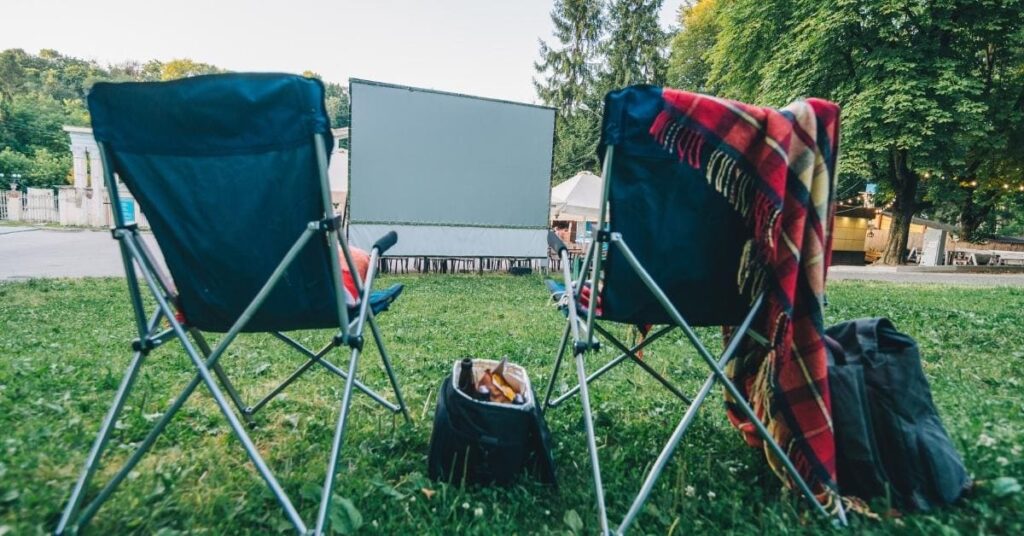 Outdoor Movie Party Supplies & Seatings