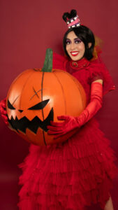 150 Funny Halloween Messages [Make You Laugh Like a Witch]